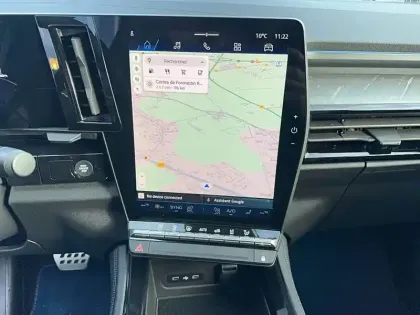 Photo 17 Renault Rafale  E-Tech full hybrid 200 ch