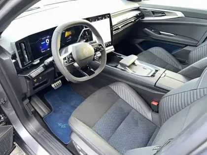 Photo 25 Renault Rafale  E-Tech full hybrid 200 ch