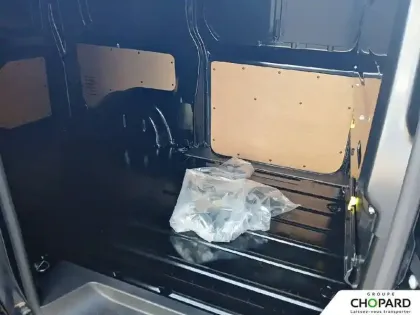 Photo 19 Peugeot Expert  FGN M BLUEHDI 145 S&S EAT8