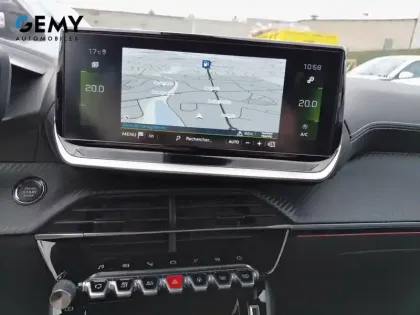 Photo 11 Peugeot 2008  PureTech 130 S&S EAT8