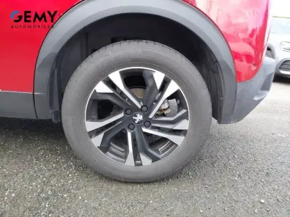 Photo 10 Peugeot 2008  PureTech 130 S&S EAT8