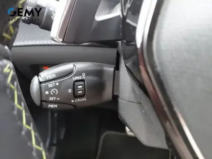 Photo 16 Peugeot 2008  PureTech 130 S&S EAT8