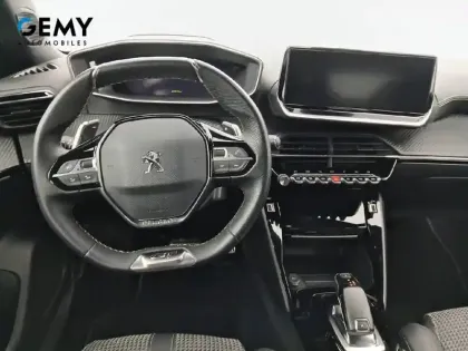 Photo 69 Peugeot 2008  PureTech 130 S&S EAT8