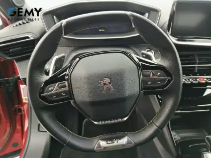 Photo 30 Peugeot 2008  PureTech 130 S&S EAT8