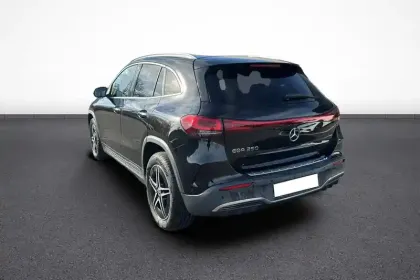 Photo 3 Mercedes EQA  250