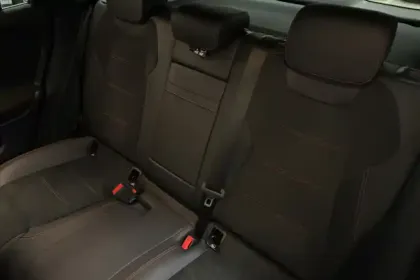 Photo 10 Mercedes EQA  250