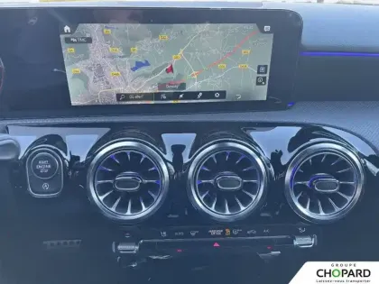 Photo 13 Mercedes Classe A  200 d 8G-DCT