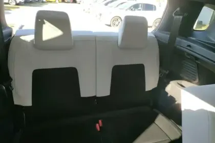 Photo 24 Citroën C3 Aircross  Hybride 145 e-DCS6