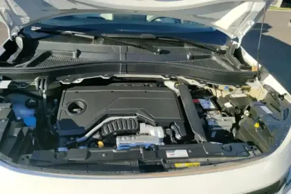 Photo 15 Citroën C3 Aircross  Hybride 145 e-DCS6