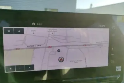 Photo 19 Citroën C3 Aircross  Hybride 145 e-DCS6