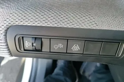 Photo 48 Citroën C3 Aircross  Hybride 145 e-DCS6