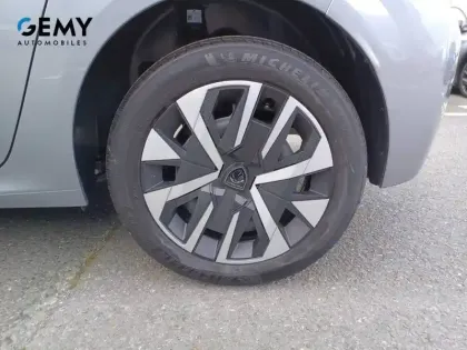 Photo 26 Peugeot 208  Hybrid 110 e-DCS6