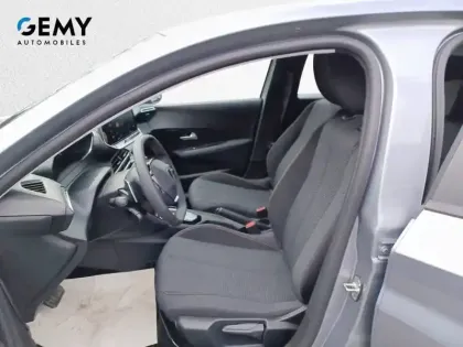 Photo 40 Peugeot 208  Hybrid 110 e-DCS6