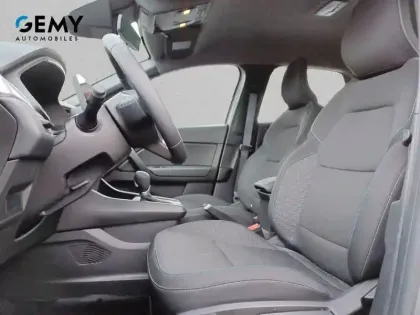 Photo 8 Renault Captur  E-Tech full hybrid 145 ch