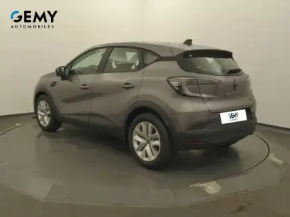 Photo 28 Renault Captur  E-Tech full hybrid 145 ch