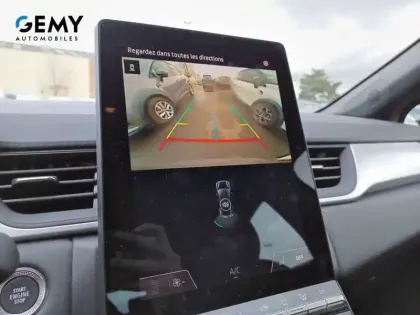 Photo 21 Renault Captur  E-Tech full hybrid 145 ch