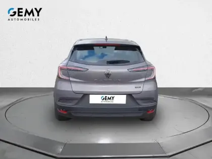 Photo 4 Renault Captur  E-Tech full hybrid 145 ch