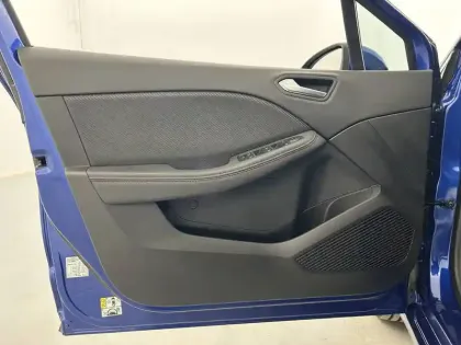 Photo 10 Renault Clio  E-Tech hybride 145