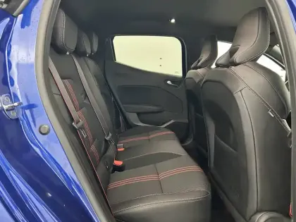 Photo 15 Renault Clio  E-Tech hybride 145