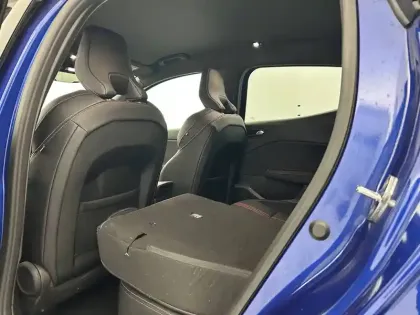 Photo 26 Renault Clio  E-Tech hybride 145