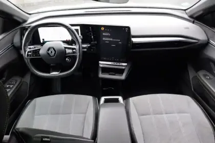 Photo 8 Renault Megane  E-Tech EV60 220 ch optimum charge