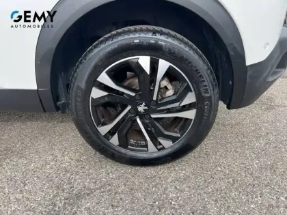 Photo 10 Peugeot 2008  PureTech 130 S&S EAT8