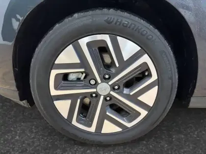 Photo 13 Hyundai Kona  Electrique 39 kWh - 136 ch