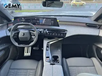 Photo 61 Peugeot 5008  Electrique 210 ch 73 kWh