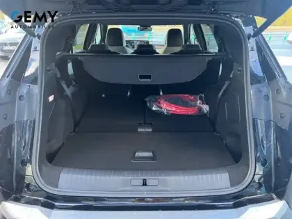 Photo 59 Peugeot 5008  Electrique 210 ch 73 kWh