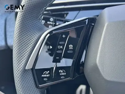 Photo 14 Peugeot 5008  Electrique 210 ch 73 kWh