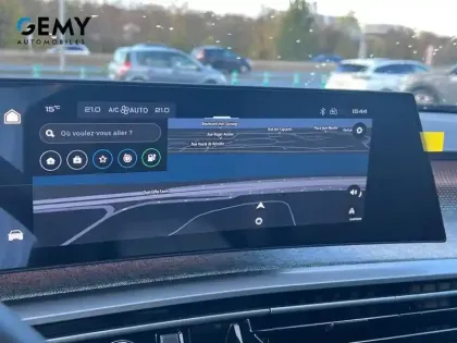 Photo 73 Peugeot 5008  Electrique 210 ch 73 kWh