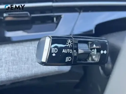 Photo 71 Peugeot 5008  Electrique 210 ch 73 kWh