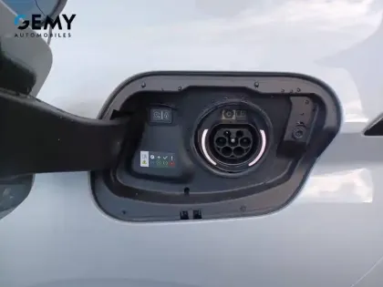 Photo 14 Peugeot 308  Plug-in Hybrid 195 ch e-DCS7