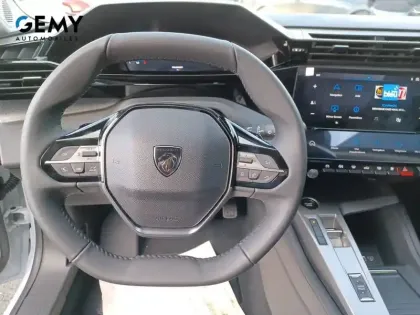 Photo 13 Peugeot 308  Plug-in Hybrid 195 ch e-DCS7