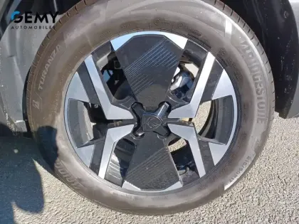 Photo 10 Peugeot 2008  Hybrid 145 e-DCS6