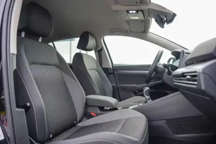 Photo 10 Volkswagen Golf  1.0 TSI OPF 110 BVM6