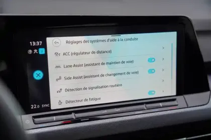 Photo 28 Volkswagen Golf  1.0 TSI OPF 110 BVM6