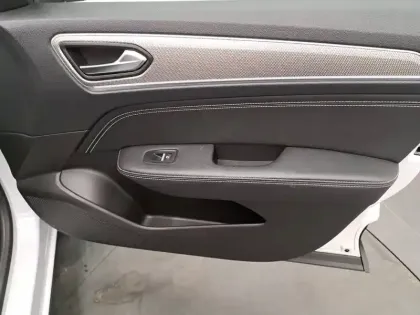 Photo 25 Renault Arkana  E-Tech 145 - 21B