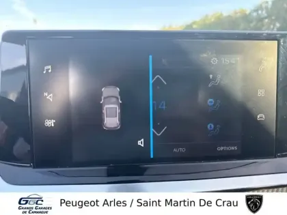 Photo 16 Peugeot 2008  PureTech 100 S&S BVM6