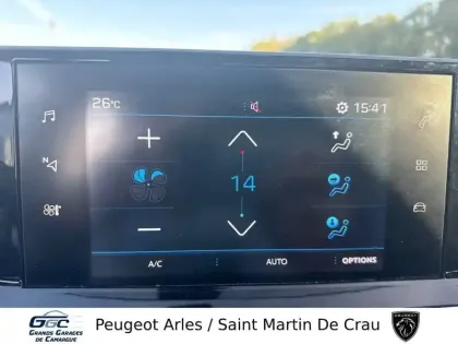 Photo 15 Peugeot 2008  PureTech 100 S&S BVM6