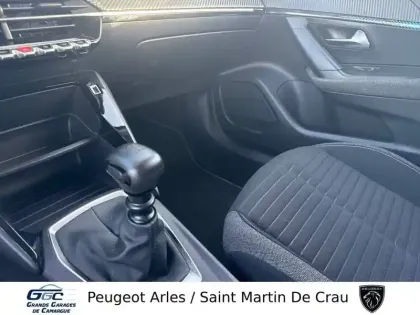 Photo 17 Peugeot 2008  PureTech 100 S&S BVM6