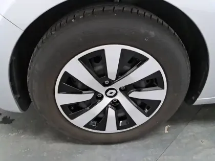 Photo 15 Renault Clio  TCe 90