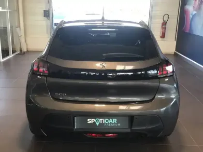 Photo 14 Peugeot 208  PureTech 100 S&S BVM6