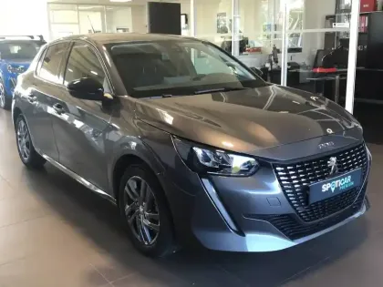 Photo 46 Peugeot 208  PureTech 100 S&S BVM6