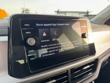 Photo 18 Volkswagen T-roc  1.0 TSI 116 Start/Stop BVM6