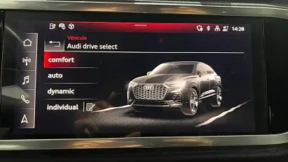 Photo 51 Audi Q3  Sportback 45 TFSIe  245 ch S tronic 6