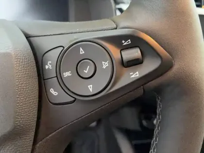 Photo 25 Opel Corsa  Electrique 136 ch & Batterie 50 kWh