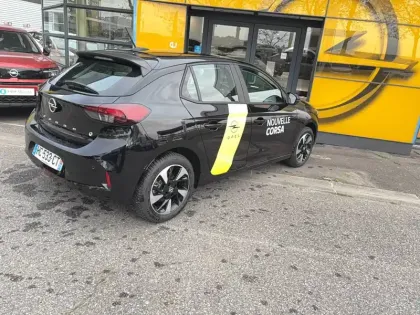 Photo 1 Opel Corsa  Electrique 136 ch & Batterie 50 kWh
