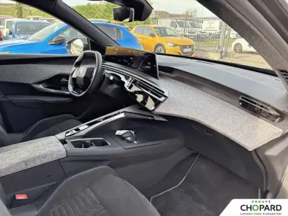 Photo 47 Peugeot 3008  Hybrid 145 e-DCS6