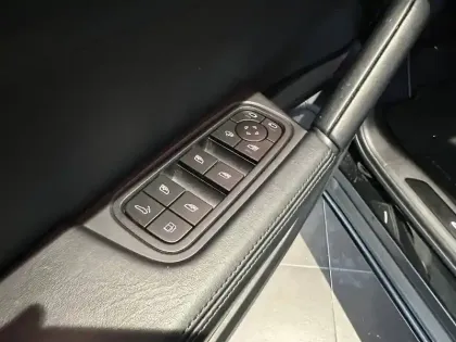 Photo 15 Porsche Cayenne  Coupé E-Hybrid 3.0 V6 470 ch